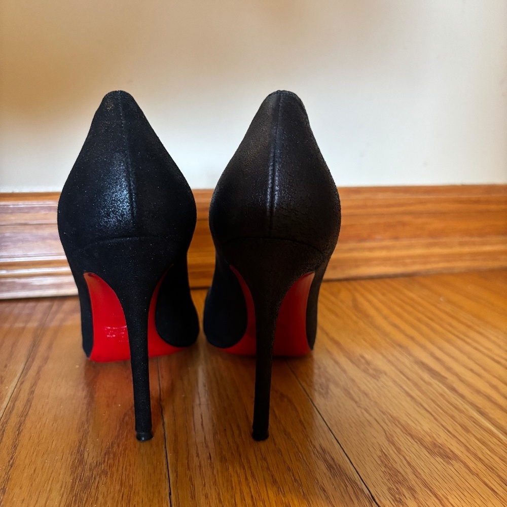 christian louboutin heel
